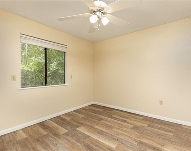 77 Se 16th Avenue - Photo Thumbnail 13