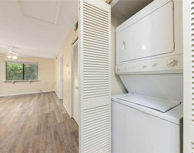 77 Se 16th Avenue - Photo Thumbnail 7