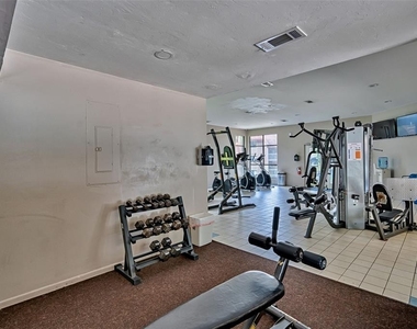 77 Se 16th Avenue - Photo Thumbnail 19