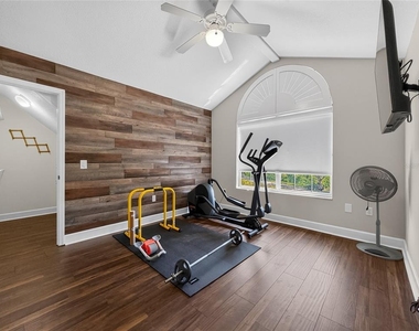 33721 Spring Drive - Photo Thumbnail 41