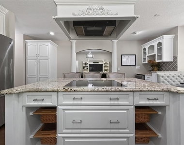 33721 Spring Drive - Photo Thumbnail 15