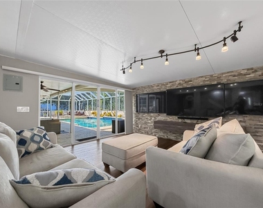33721 Spring Drive - Photo Thumbnail 52