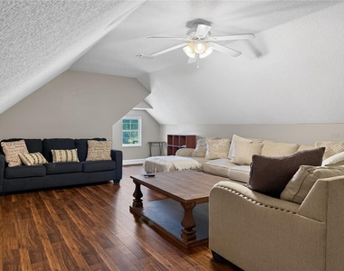 33721 Spring Drive - Photo Thumbnail 42
