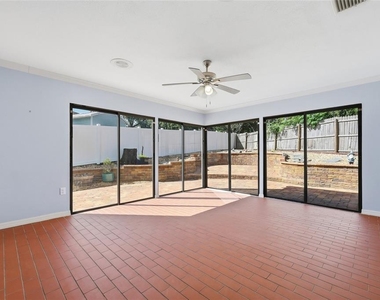 17 Hibiscus Court - Photo Thumbnail 3