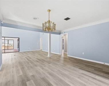 17 Hibiscus Court - Photo Thumbnail 7