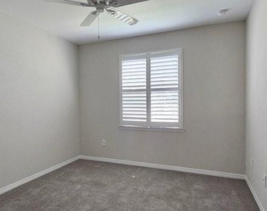 7416 S Moss Rose - Photo Thumbnail 22