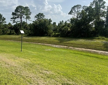 5029 W Hummingbird Drive - Photo Thumbnail 13