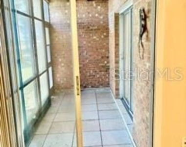 211 Airport Avenue W - Photo Thumbnail 18