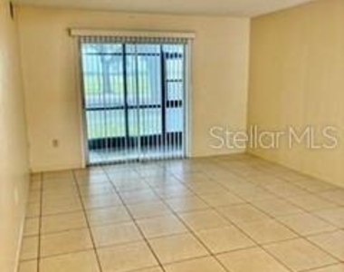 211 Airport Avenue W - Photo Thumbnail 3