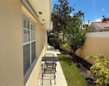 7562 Quinto Drive - Photo Thumbnail 2