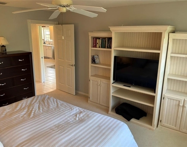 7562 Quinto Drive - Photo Thumbnail 20