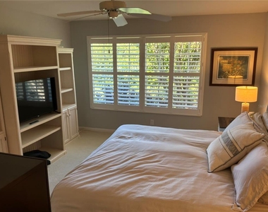 7562 Quinto Drive - Photo Thumbnail 19