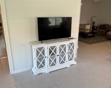 7562 Quinto Drive - Photo Thumbnail 31