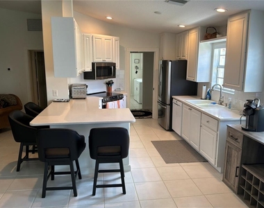 7562 Quinto Drive - Photo Thumbnail 5