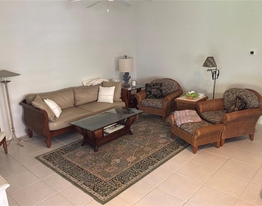 7562 Quinto Drive - Photo Thumbnail 15