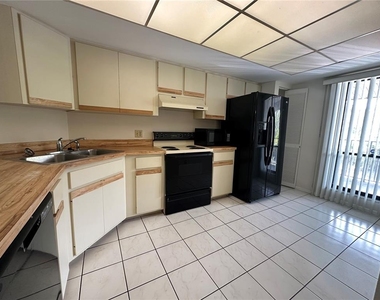 7205 Curtiss Avenue - Photo Thumbnail 5