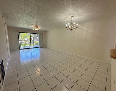 7205 Curtiss Avenue - Photo Thumbnail 8