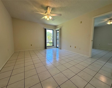 7205 Curtiss Avenue - Photo Thumbnail 12