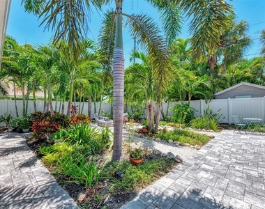 1858 Boyce - Photo Thumbnail 28