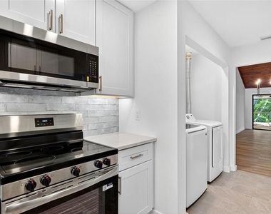 7607 4th Avenue W - Photo Thumbnail 17