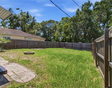 5552 Crissman Drive N - Photo Thumbnail 21