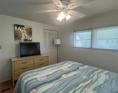 1874 Palm Springs Street - Photo Thumbnail 11