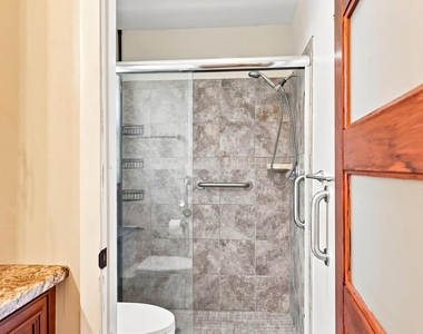 5381 Kelly Drive - Photo Thumbnail 23