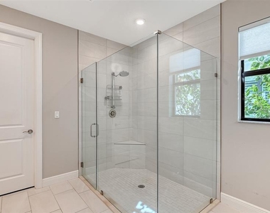 17202 Cresswind Terrace - Photo Thumbnail 25