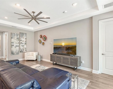 17202 Cresswind Terrace - Photo Thumbnail 20