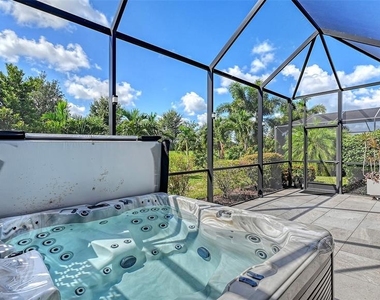 17202 Cresswind Terrace - Photo Thumbnail 15