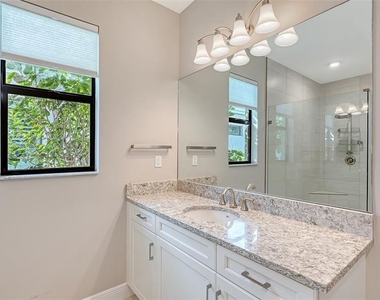 17202 Cresswind Terrace - Photo Thumbnail 24