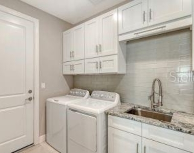 17202 Cresswind Terrace - Photo Thumbnail 32