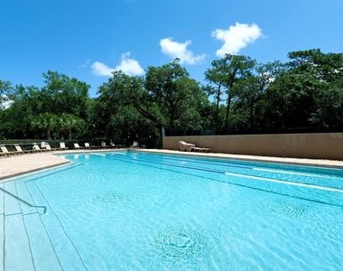 4415 Longmeadow - Photo Thumbnail 32