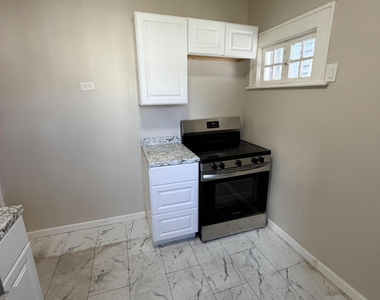 406 W Lackawanna Avenue - Photo Thumbnail 10