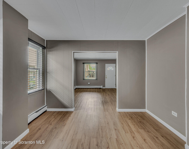 413 17th Avenue - Photo Thumbnail 3