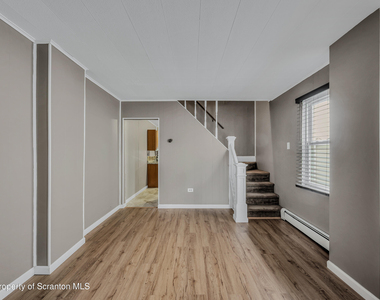 413 17th Avenue - Photo Thumbnail 10