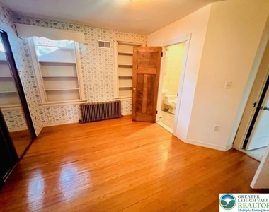 1334 Trexlertown Road - Photo Thumbnail 5