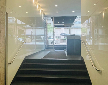 405 East 56th Street, 6J - Photo Thumbnail 9