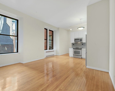 121 Madison Avenue - Photo Thumbnail 1