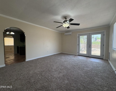 10309 Shoshone Street - Photo Thumbnail 25