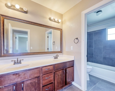 12108 Chapel Hill Road - Photo Thumbnail 39