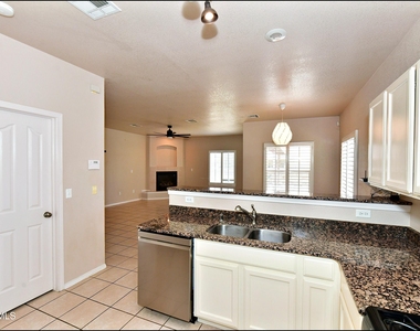 5810 Redstone Mesa Court - Photo Thumbnail 17