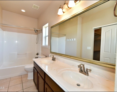 5810 Redstone Mesa Court - Photo Thumbnail 23