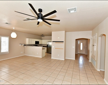 5810 Redstone Mesa Court - Photo Thumbnail 7