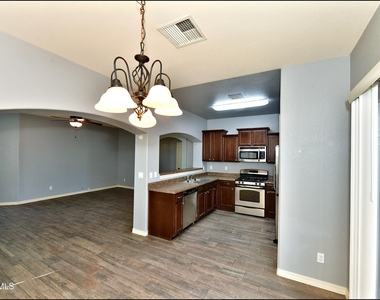 12569 Wolf Berry Drive - Photo Thumbnail 13