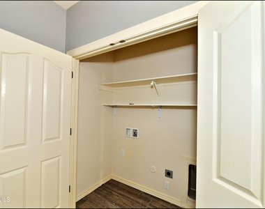 12569 Wolf Berry Drive - Photo Thumbnail 31