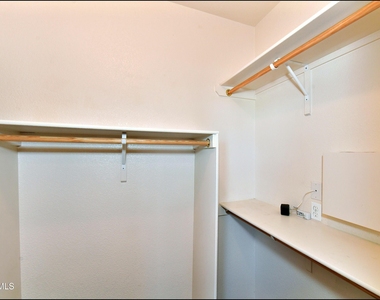 12569 Wolf Berry Drive - Photo Thumbnail 25
