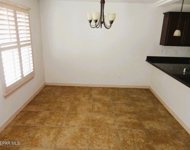 2809 Tag Rock Place - Photo Thumbnail 4