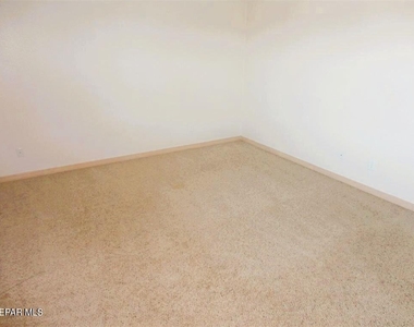 2809 Tag Rock Place - Photo Thumbnail 11
