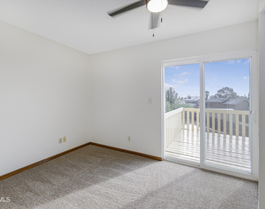 929 Totonaca Lane - Photo Thumbnail 20